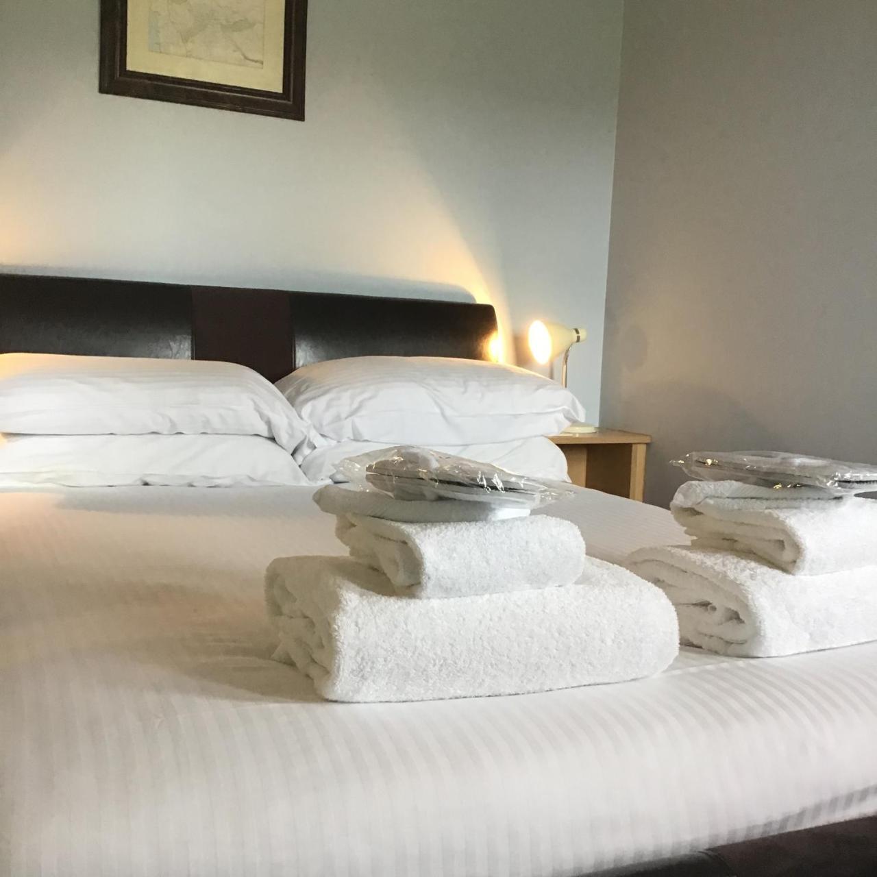 Trotternish B&B Kingsburgh ภายนอก รูปภาพ
