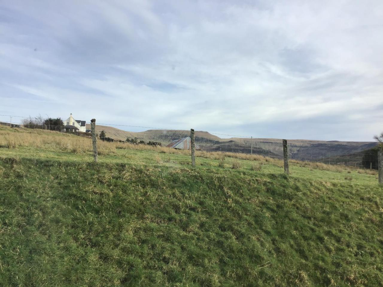 Trotternish B&B Kingsburgh ภายนอก รูปภาพ