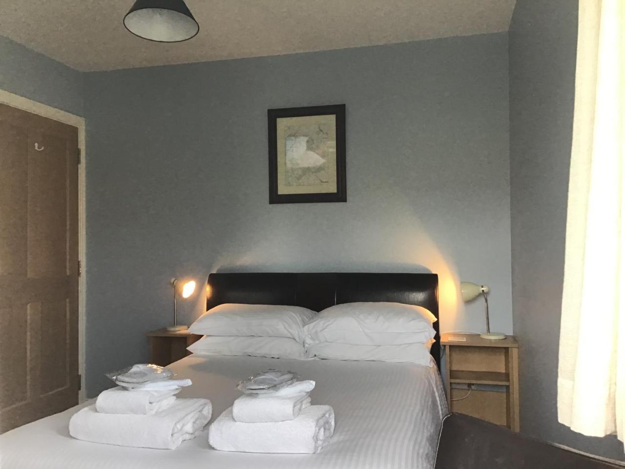 Trotternish B&B Kingsburgh ภายนอก รูปภาพ